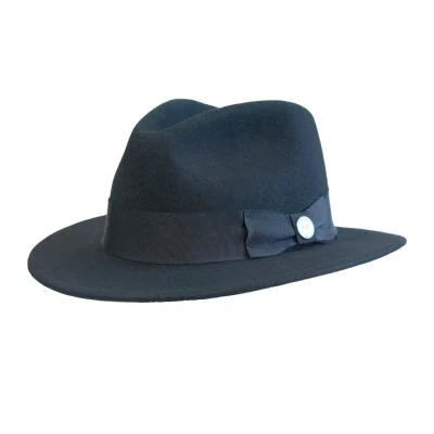 Summit Black hat, three-quarter view